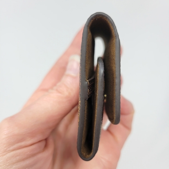 Louis Vuitton Damier Cufflink Case NWOT with COA, Dustbag & Box - Picture 6 of 15